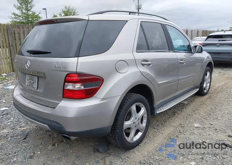 2008 Mercedes-Benz Ml 350 4Matic z USA, uszkodzony, nr VIN 4JGBB86E18A412949